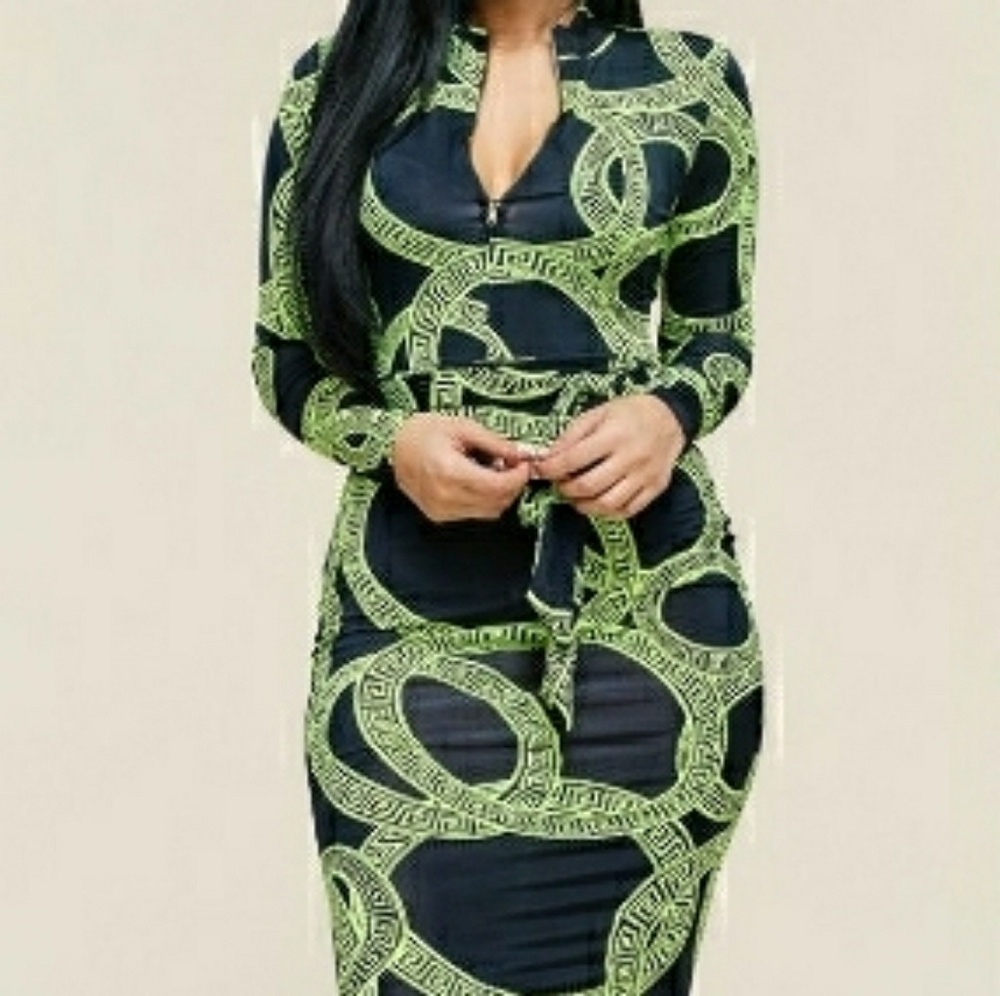 💥Long Sleeve Plus Size Multi Color Print Dress - Picture 3 of 5